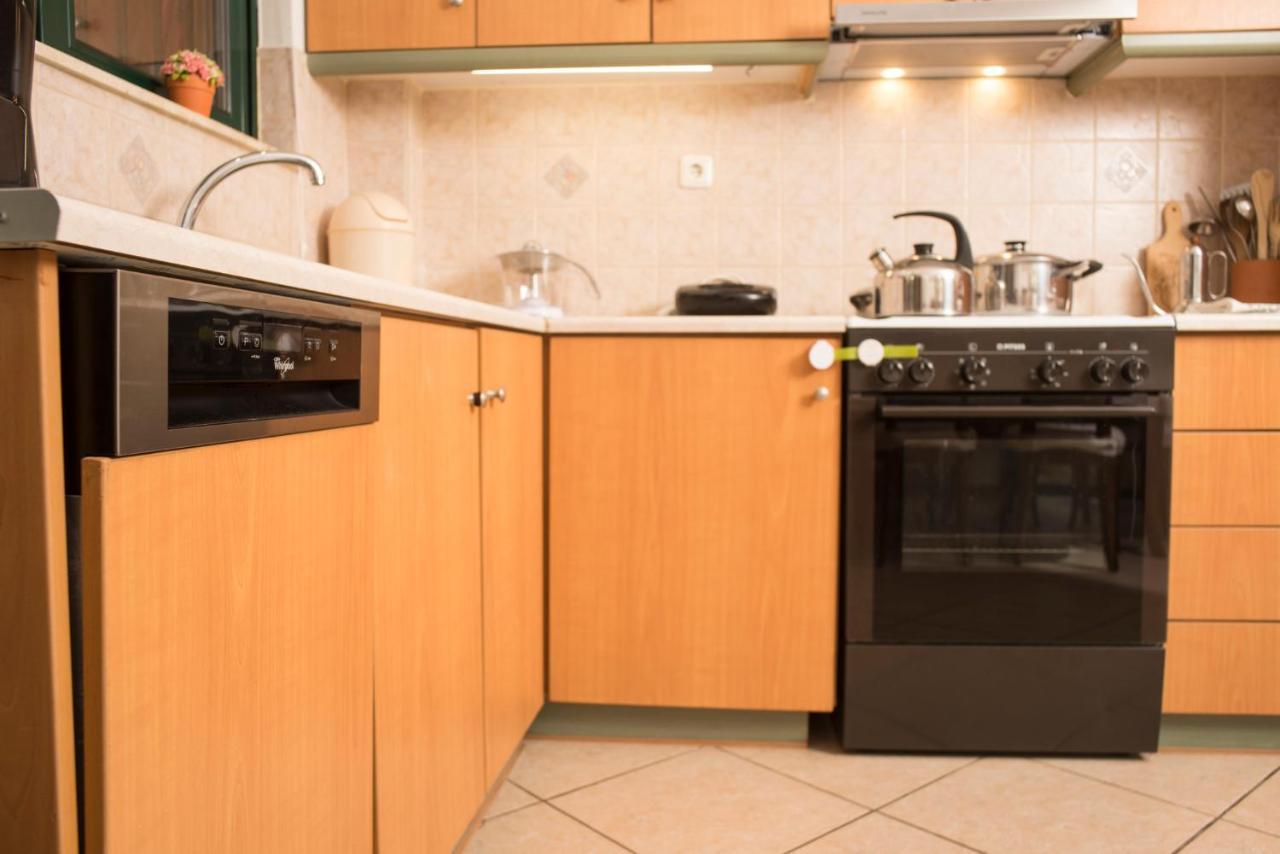 Maisonette With Garden In The Heart Of The Historical Kalamata Center Zewnętrze zdjęcie