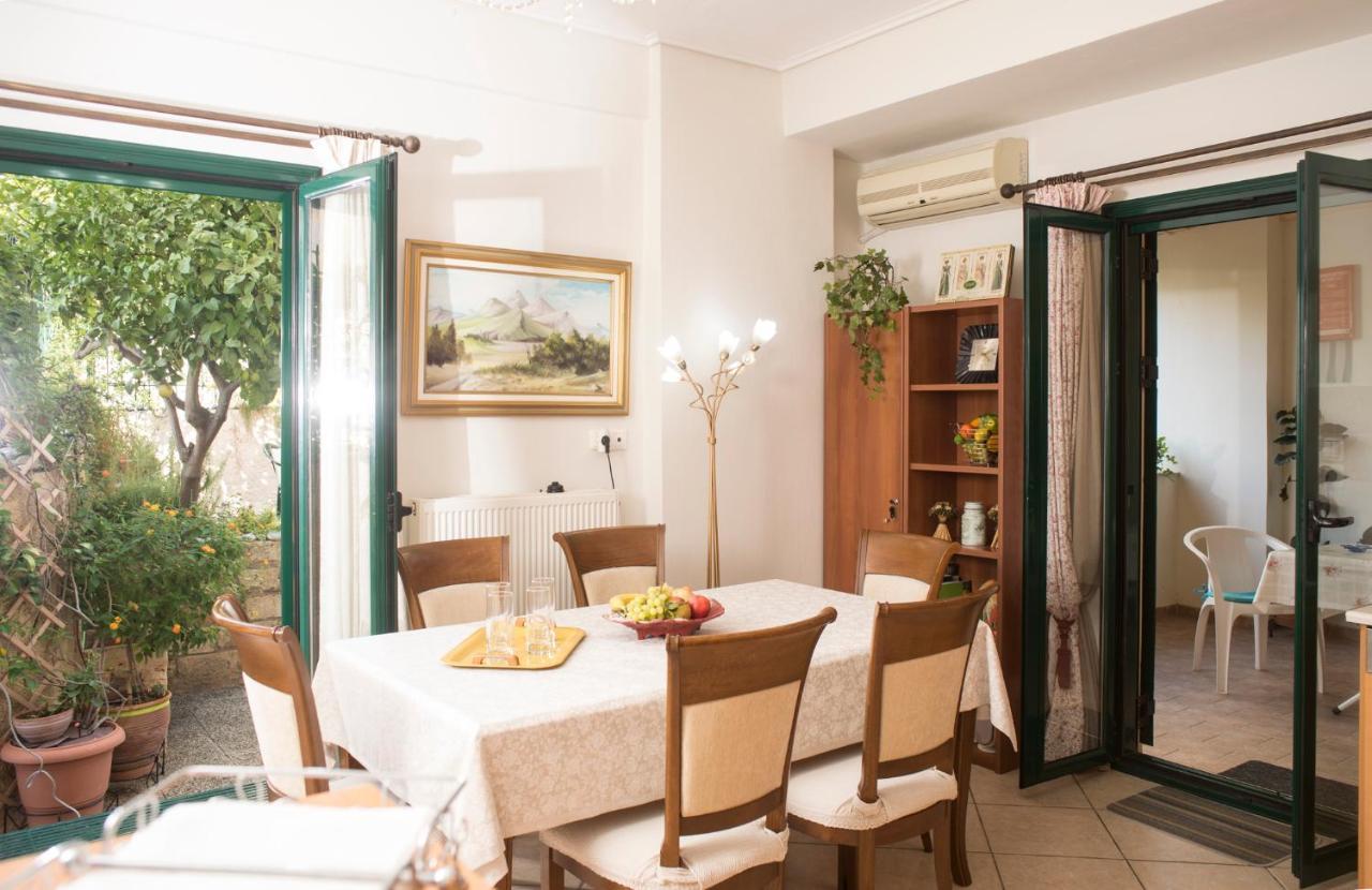 Maisonette With Garden In The Heart Of The Historical Kalamata Center Zewnętrze zdjęcie