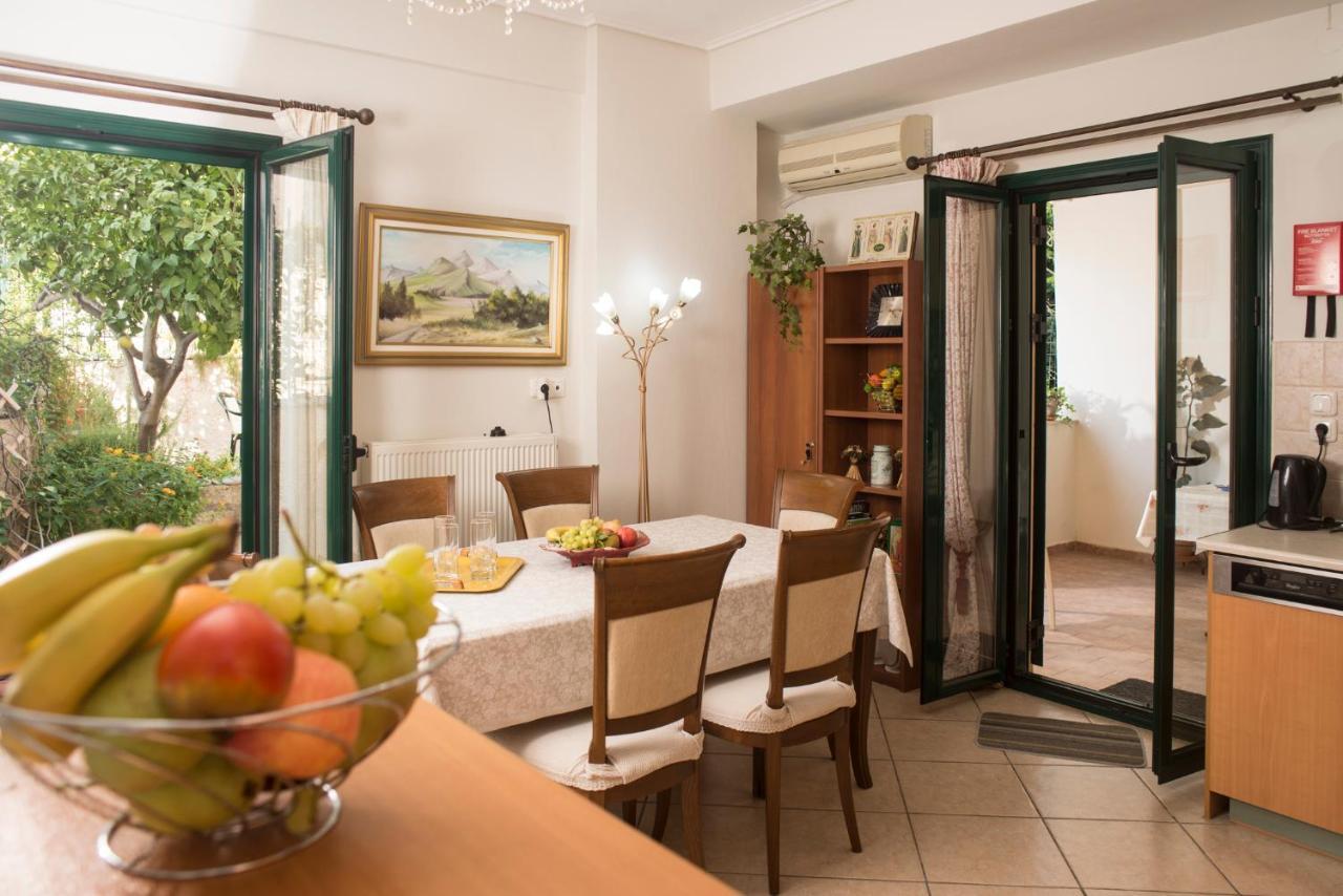 Maisonette With Garden In The Heart Of The Historical Kalamata Center Zewnętrze zdjęcie