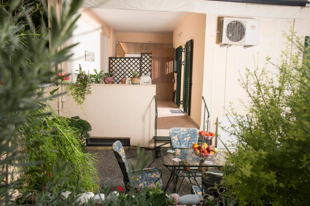 Maisonette With Garden In The Heart Of The Historical Kalamata Center Zewnętrze zdjęcie